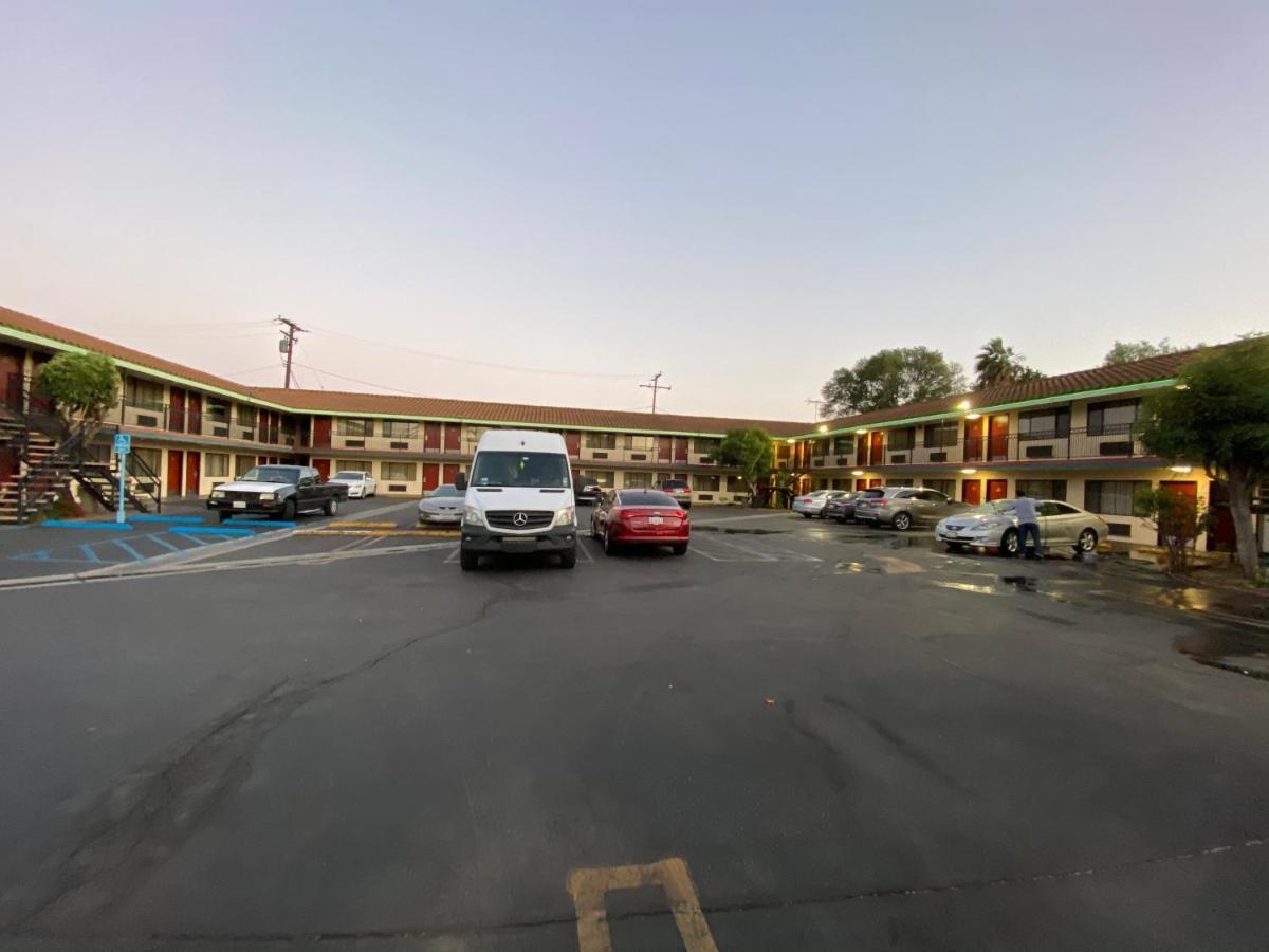 Americas Best Value Inn Pico Rivera East Los Angeles Экстерьер фото