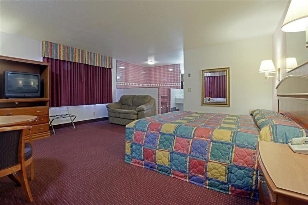 Americas Best Value Inn Pico Rivera East Los Angeles Номер фото